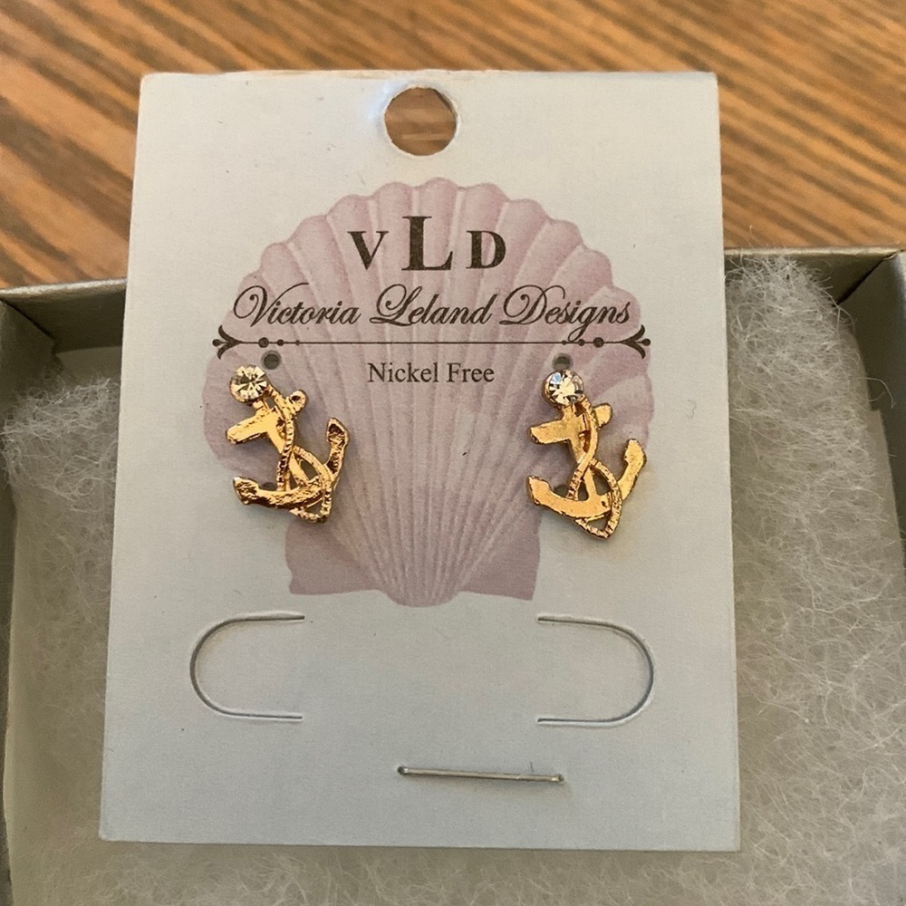 VLD Victoria Leland Designs Anchor Earrings Nickel Free and Pierced